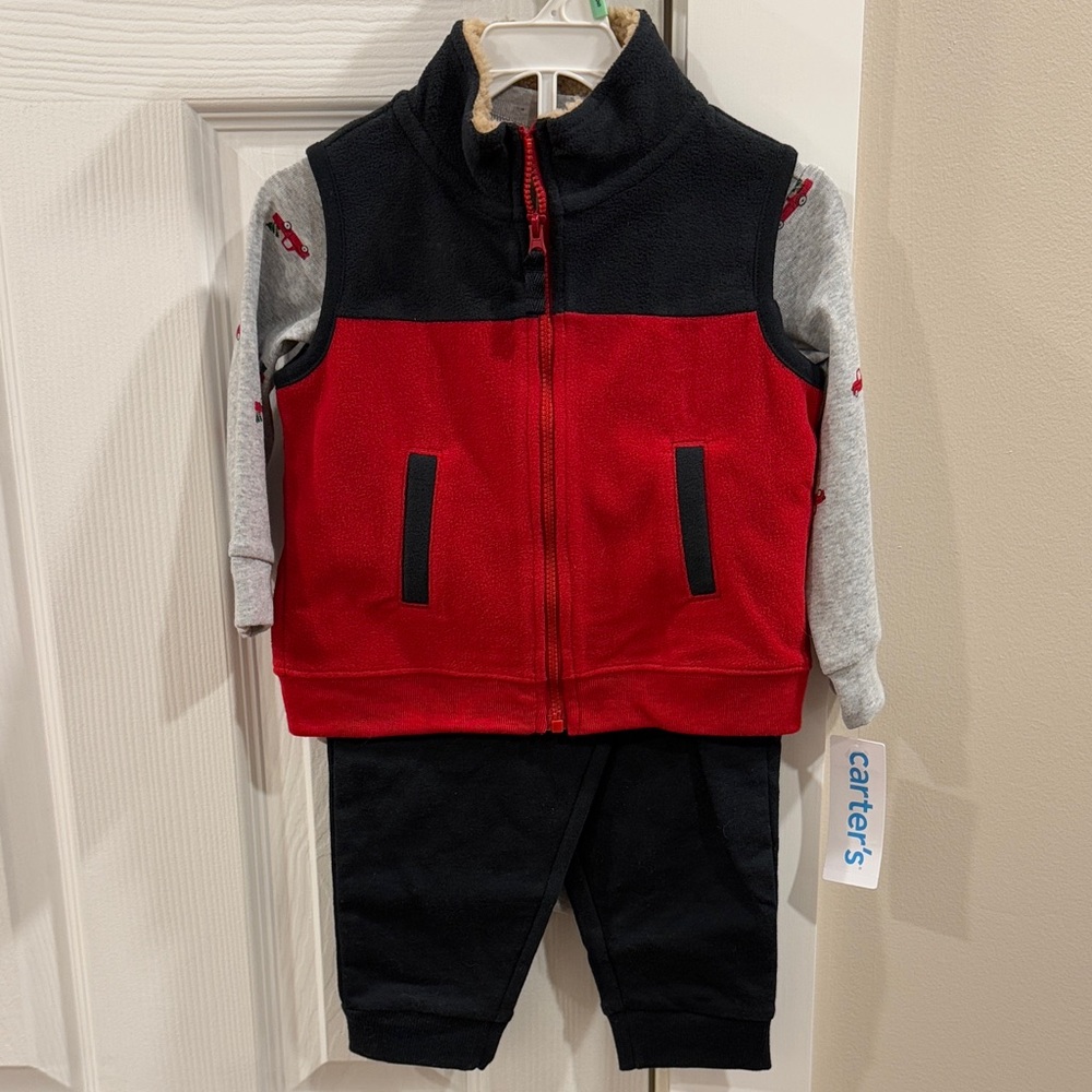 BNWT• Carter's 3 pc Christmas Set (18 mos)